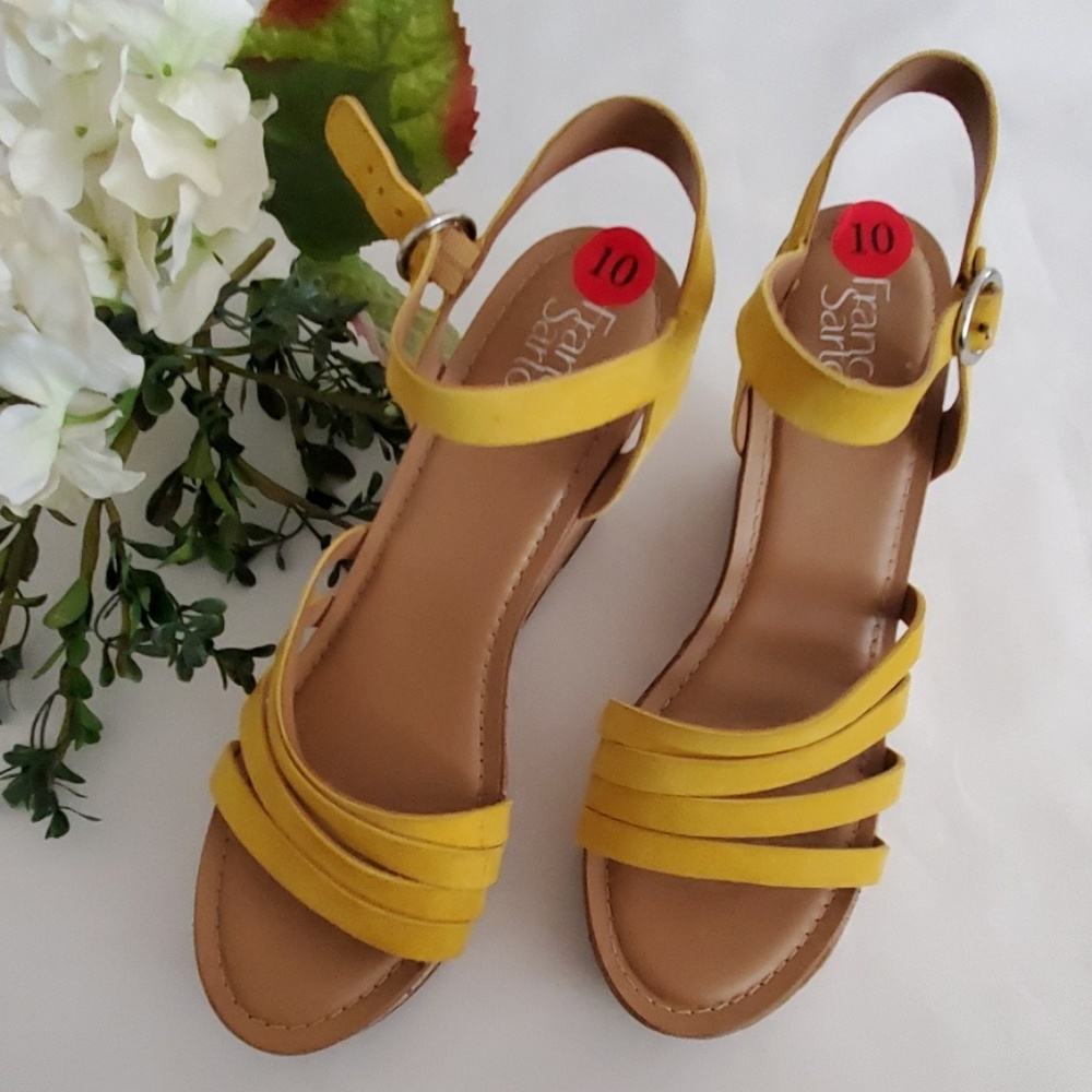 Franco Sarto wedges